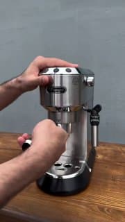 Разница между корзинами для портафильтра под давлением и без, на примере Delonghi ec685 image preview